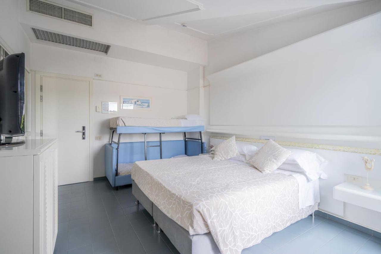Hotel Diamond Riccione Dış mekan fotoğraf