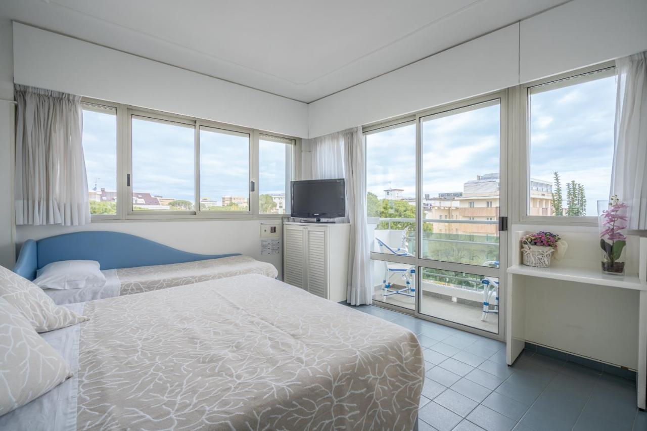 Hotel Diamond Riccione Dış mekan fotoğraf