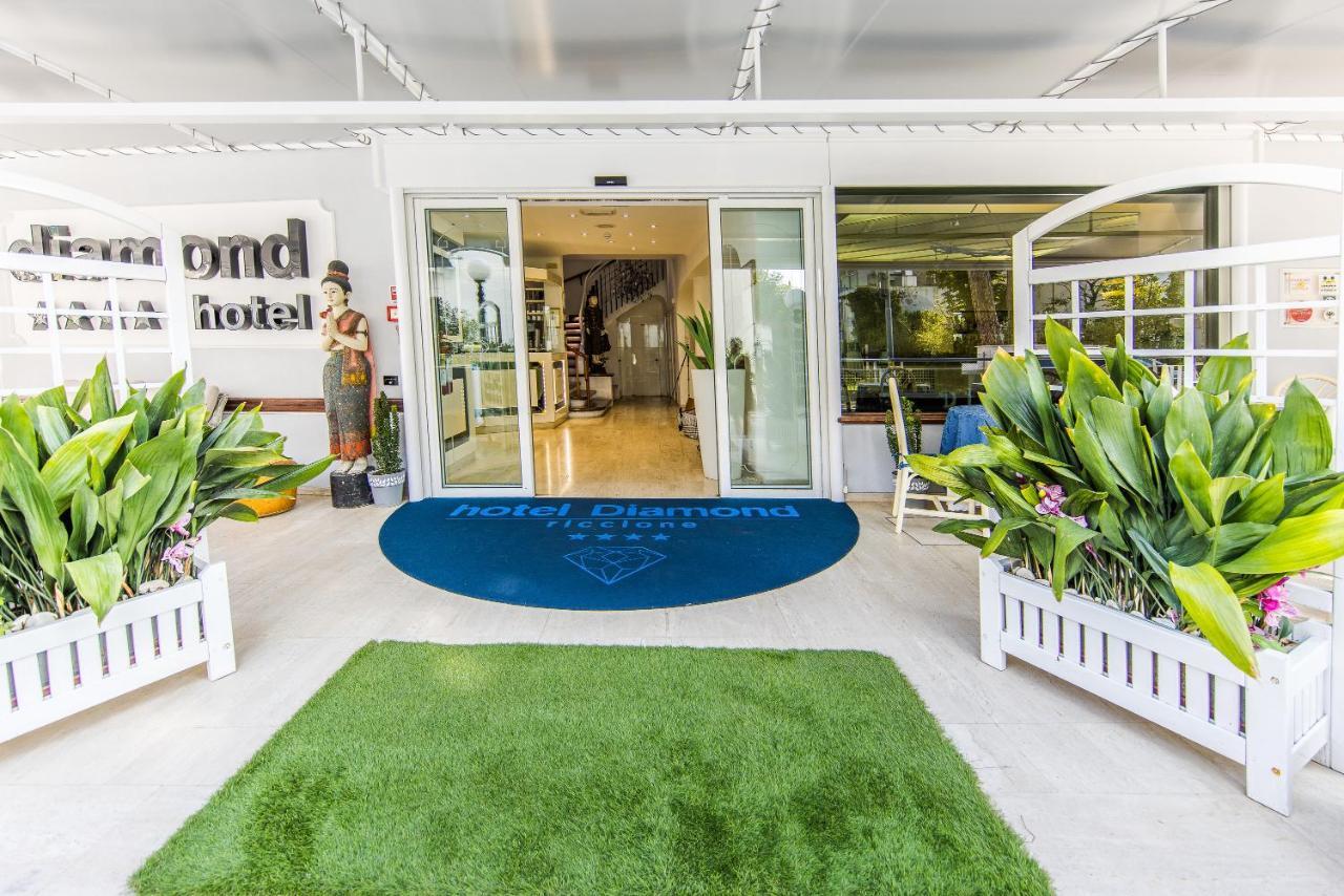 Hotel Diamond Riccione Dış mekan fotoğraf